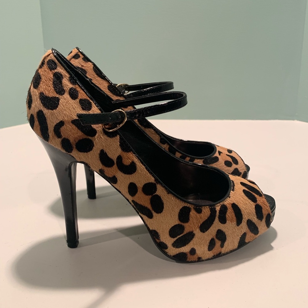 Steve Madden leopard print calf hair Mary Janes